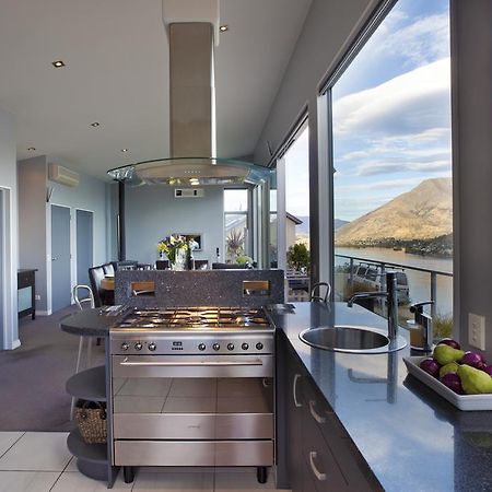 Highview Terrace By Amazing Accom Queenstown Bagian luar foto
