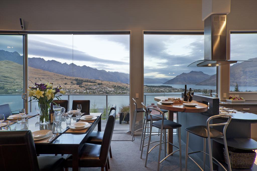 Highview Terrace By Amazing Accom Queenstown Bagian luar foto